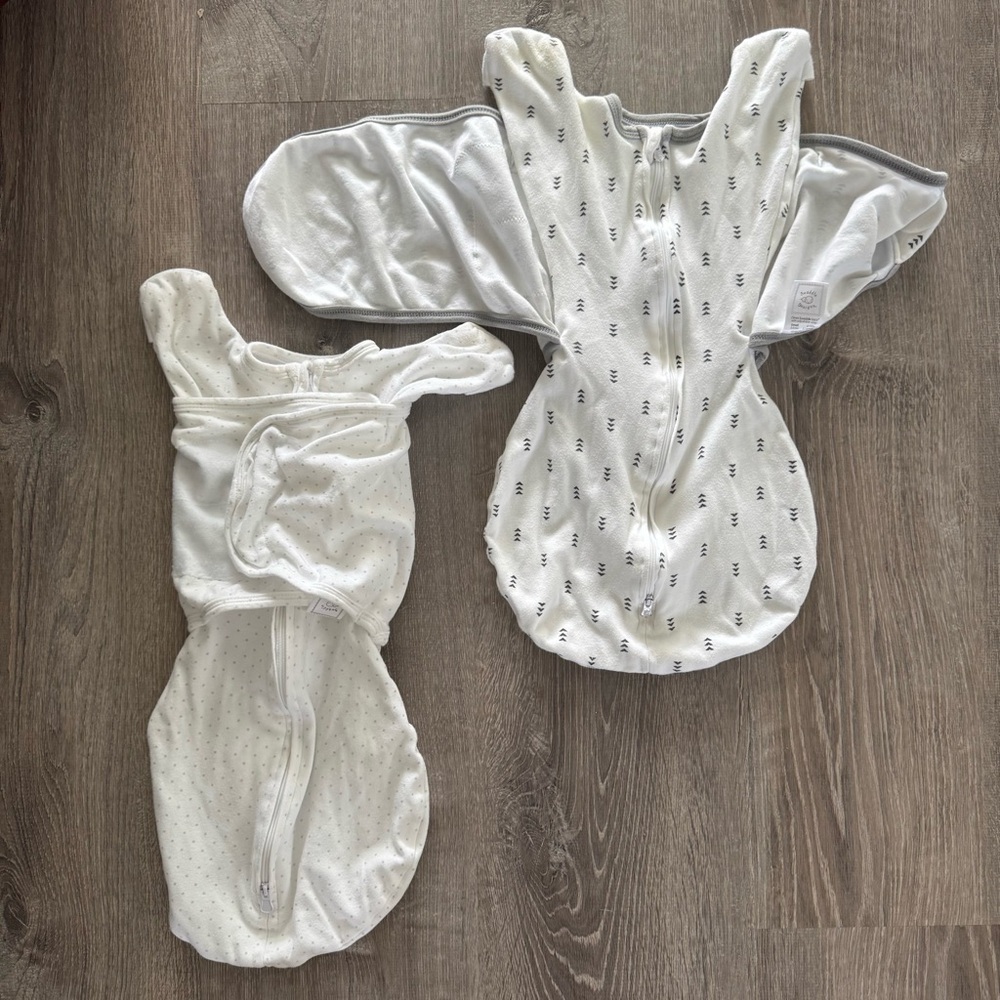 Swaddle Designs White Baby Swaddle Set two (2)